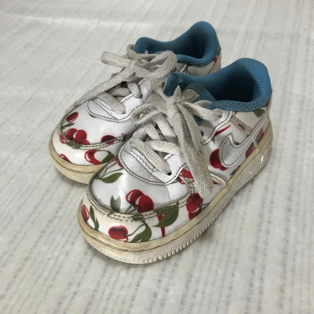 Nike Air Force 1 Cherry Print Sneakers Blue Trim Toddler Shoes Size‎ 6